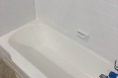 Evia Specialty Painting of tub and tile After
